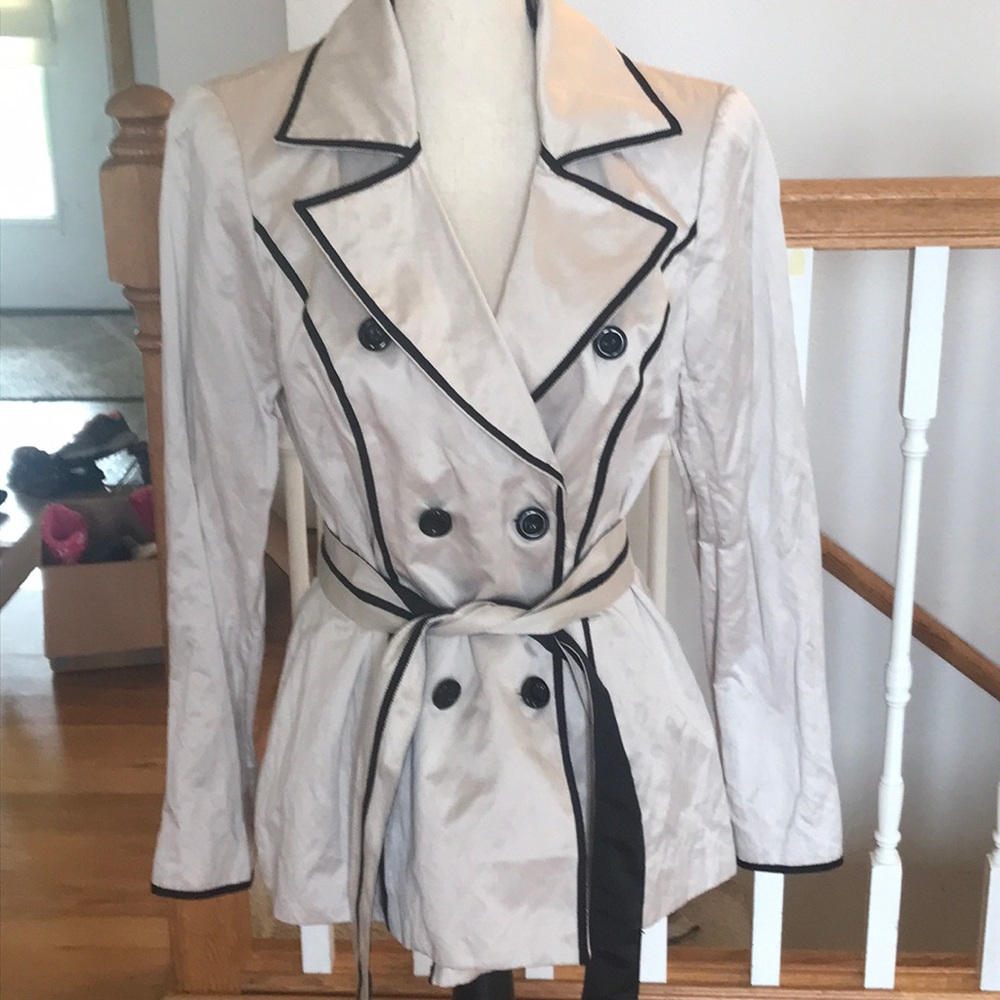 White House black market cream blazer